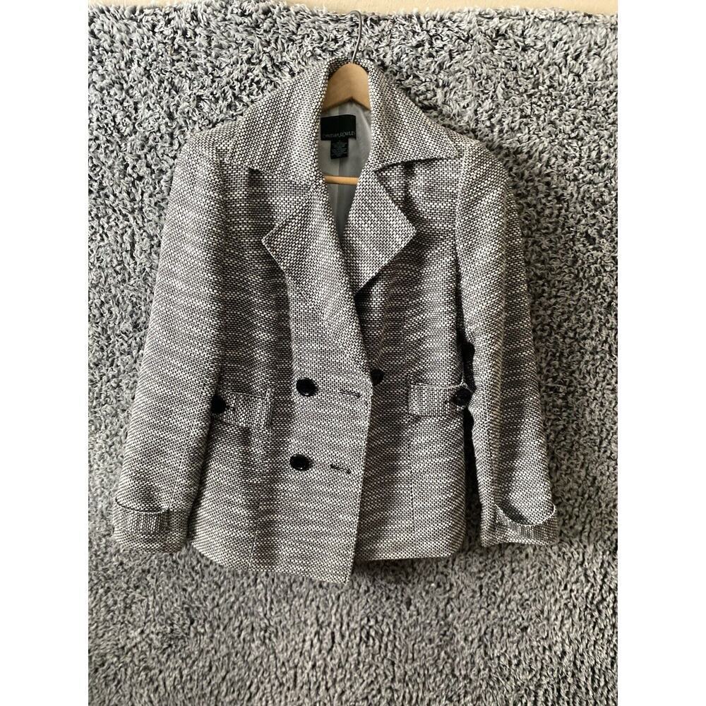 Cynthia Rowley Four Button Black And White Blazer Style Jacket